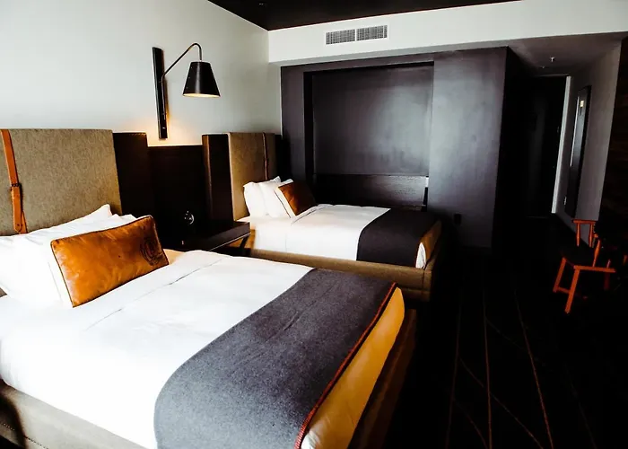 The George, By Valencia Hotel Collection